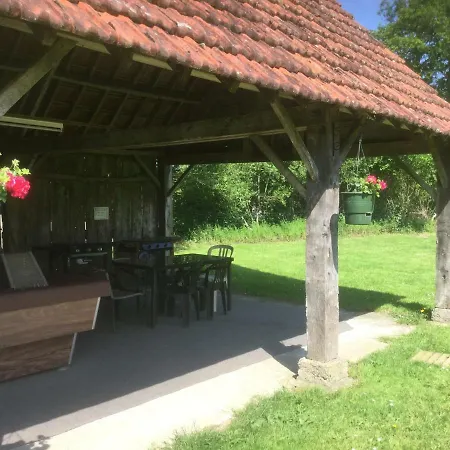 De La Petellerie * Moyon